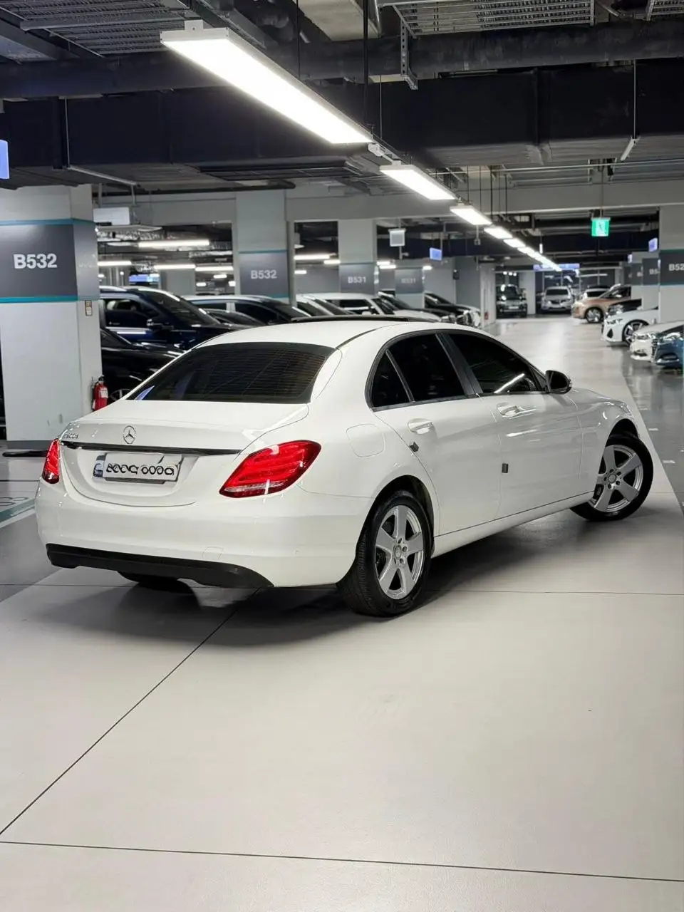 
								Mercedes Benz C-Class W205 C200d full									