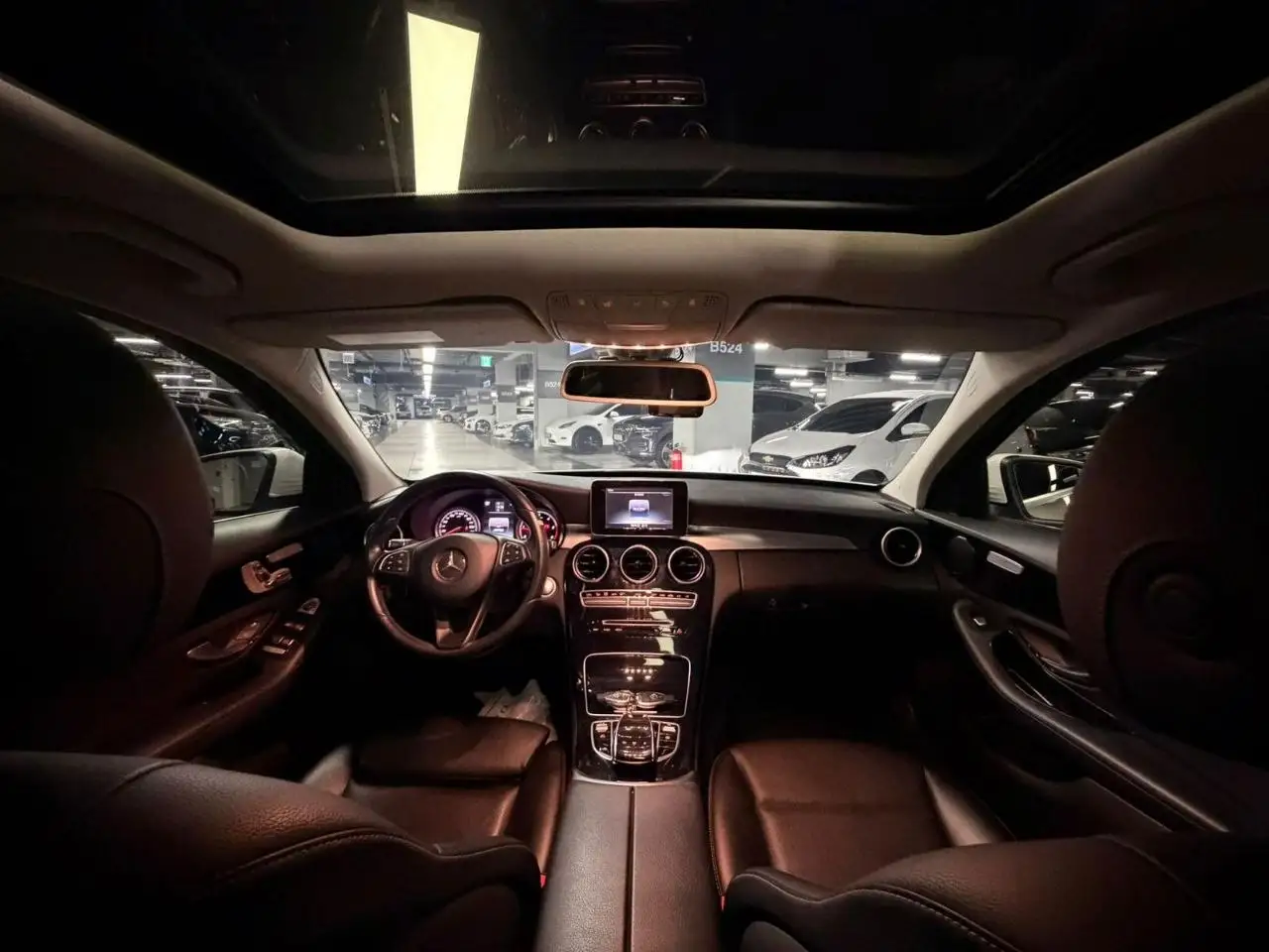
								Mercedes Benz C-Class W205 C200d full									