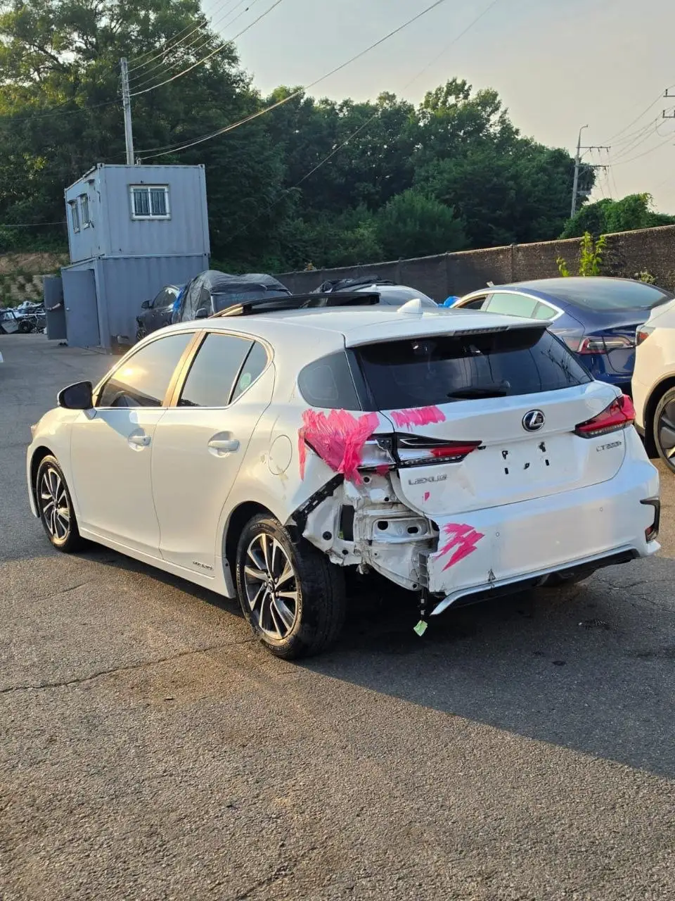 
								Lexus CT200h full									