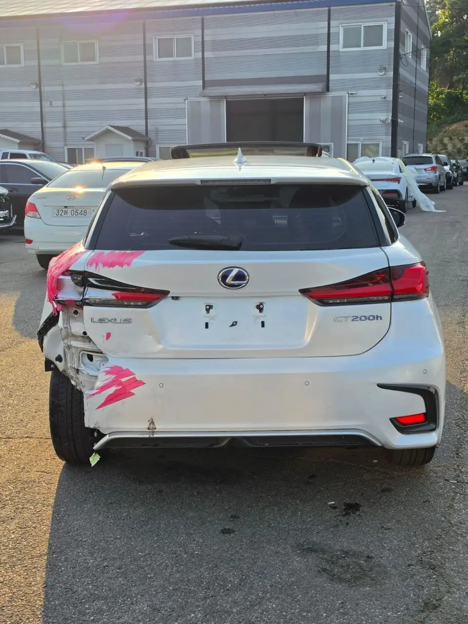 
								Lexus CT200h full									