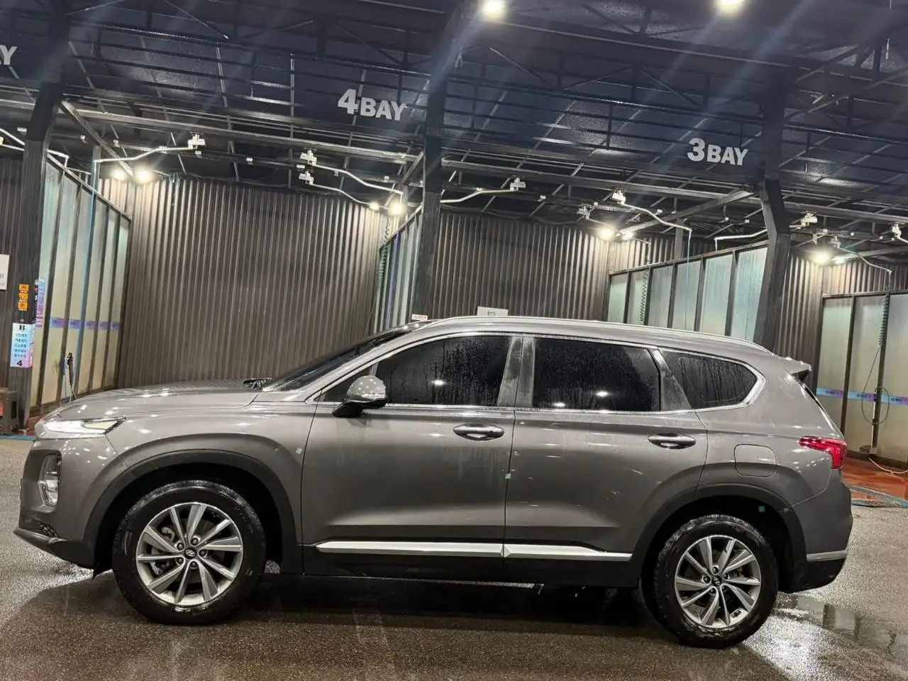 
								Hyundai Santa Fe TM full									