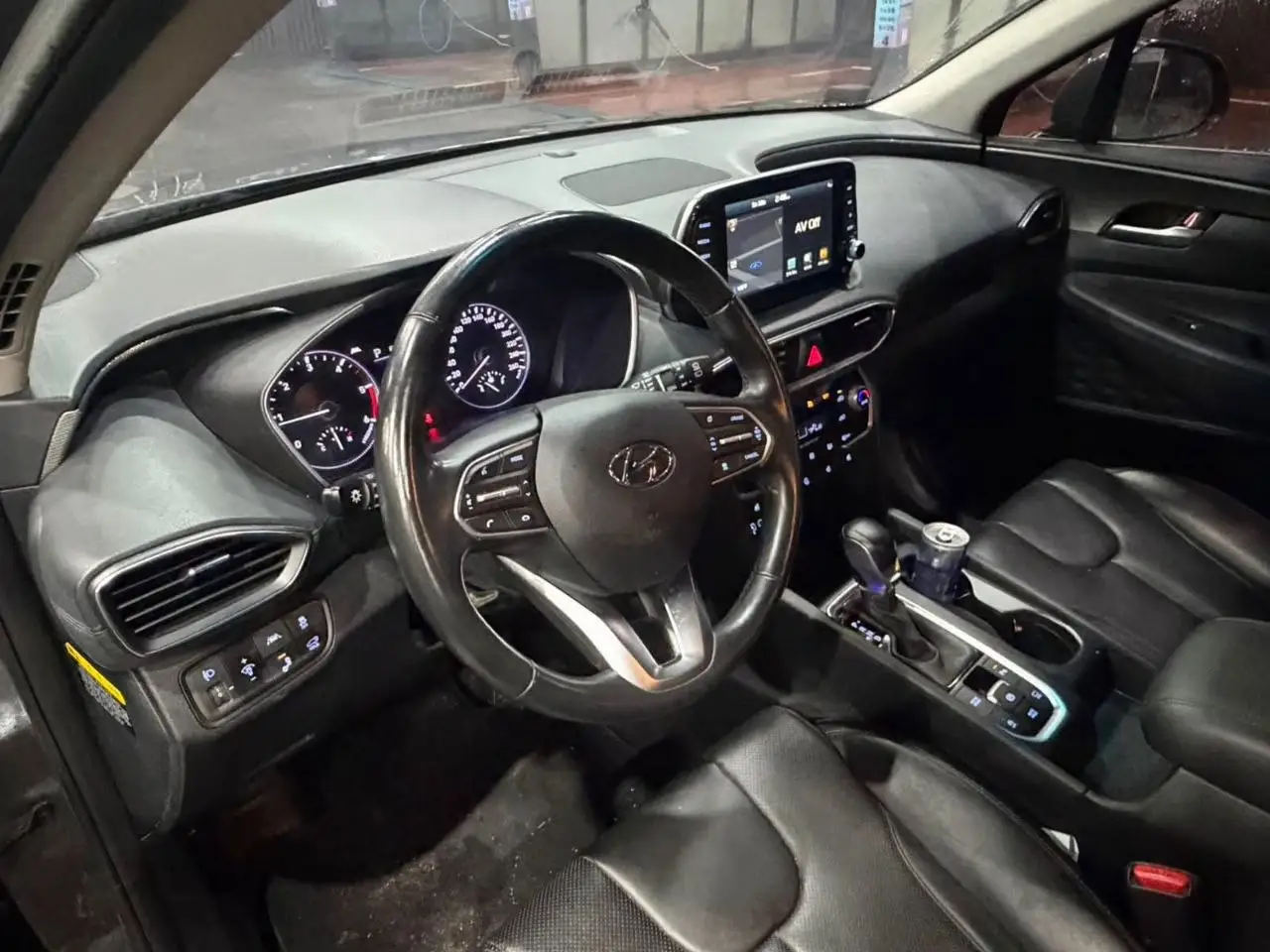 
								Hyundai Santa Fe TM full									