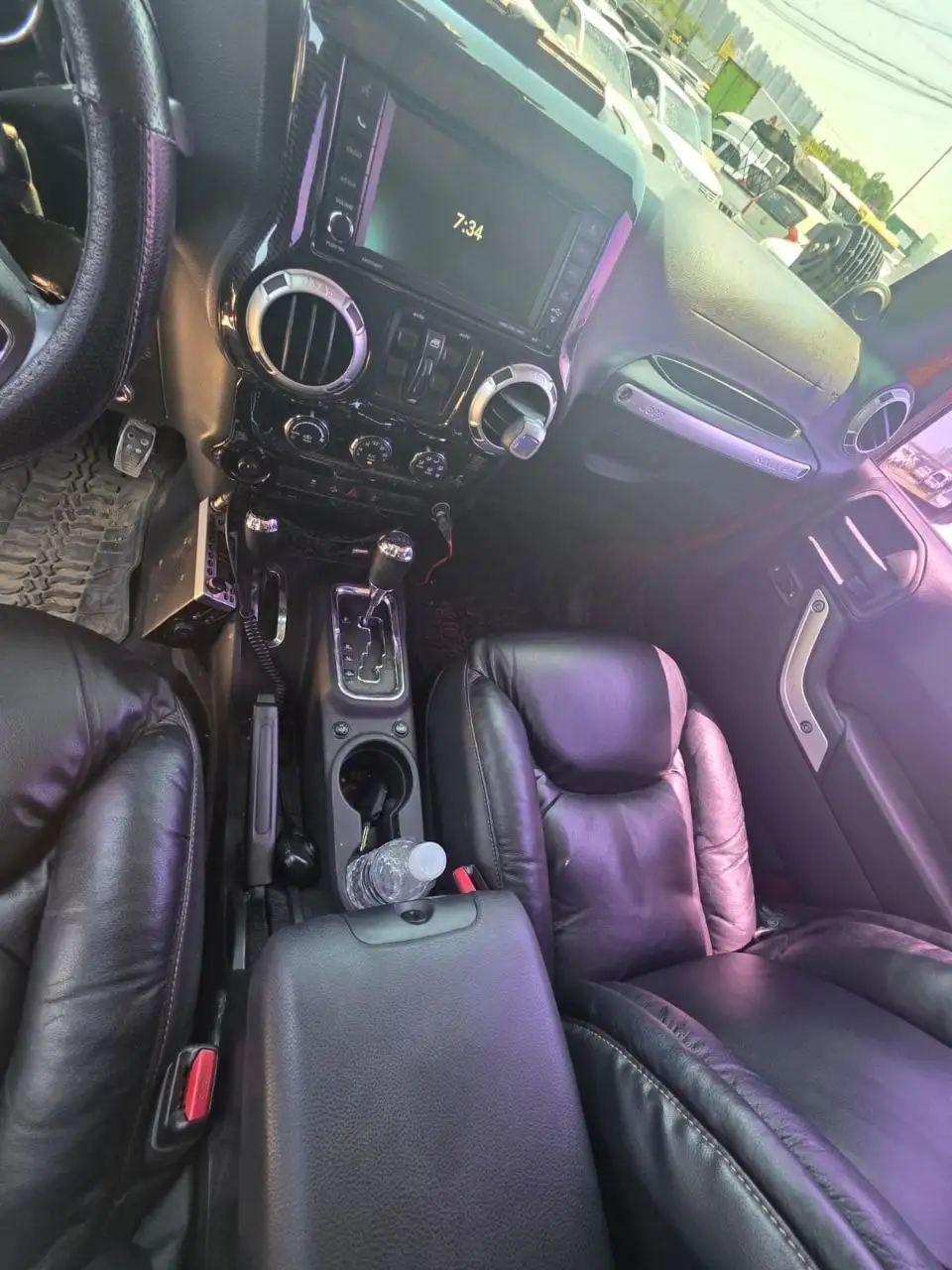 
								Jeep Wrangler Rubicon full									