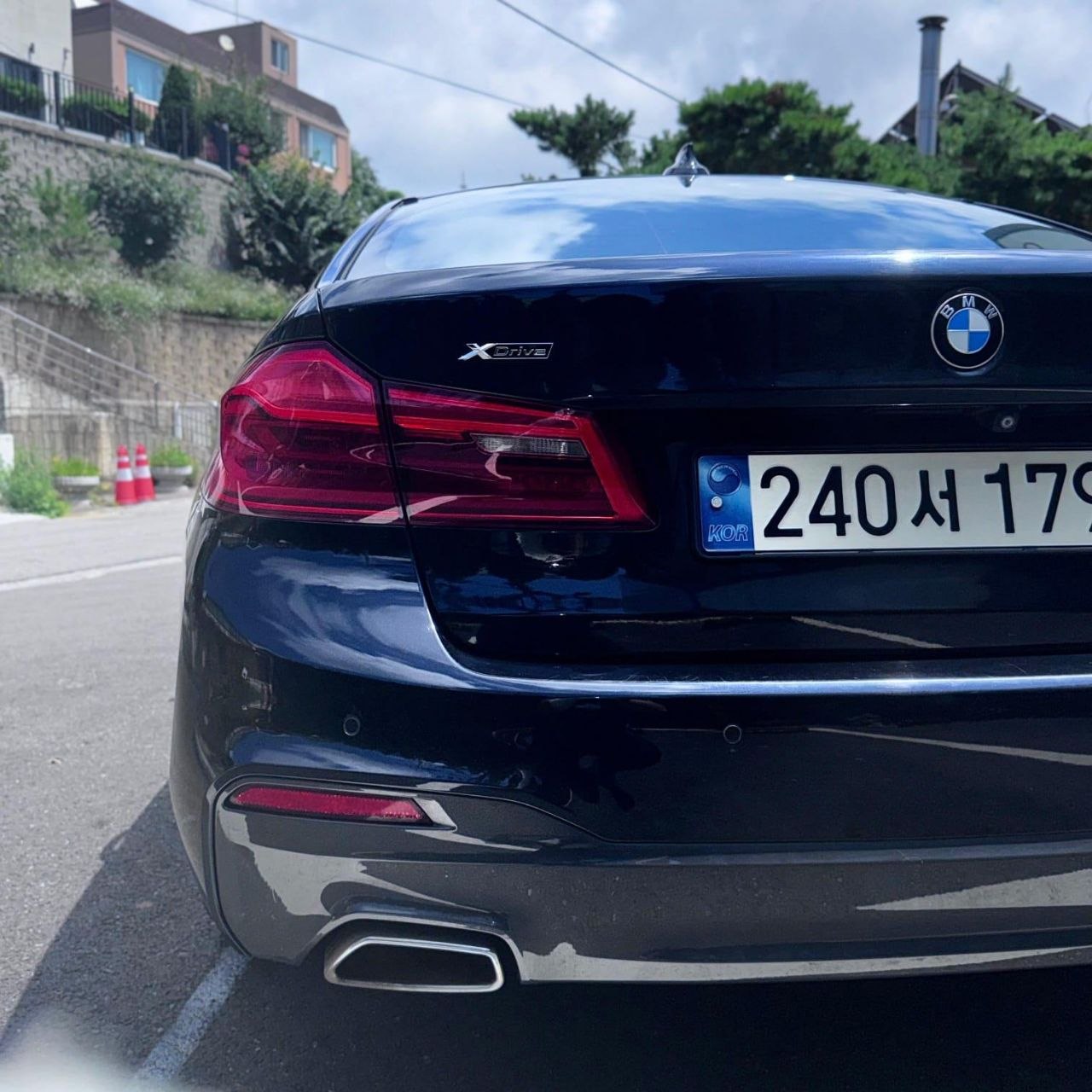 
								BMW G30 520d M Sport full									
