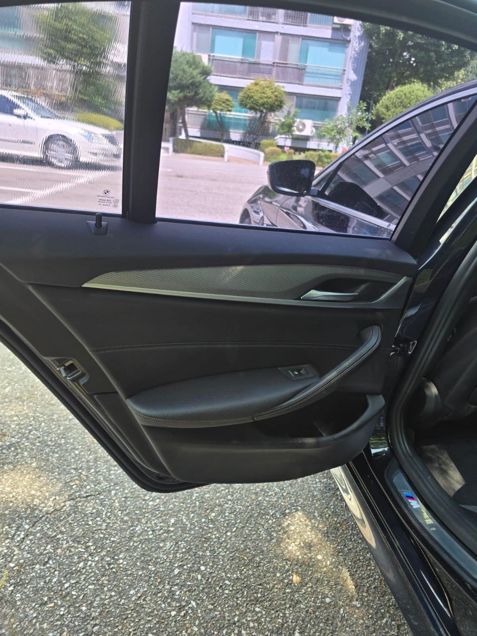 
								BMW G30 520d M Sport full									
