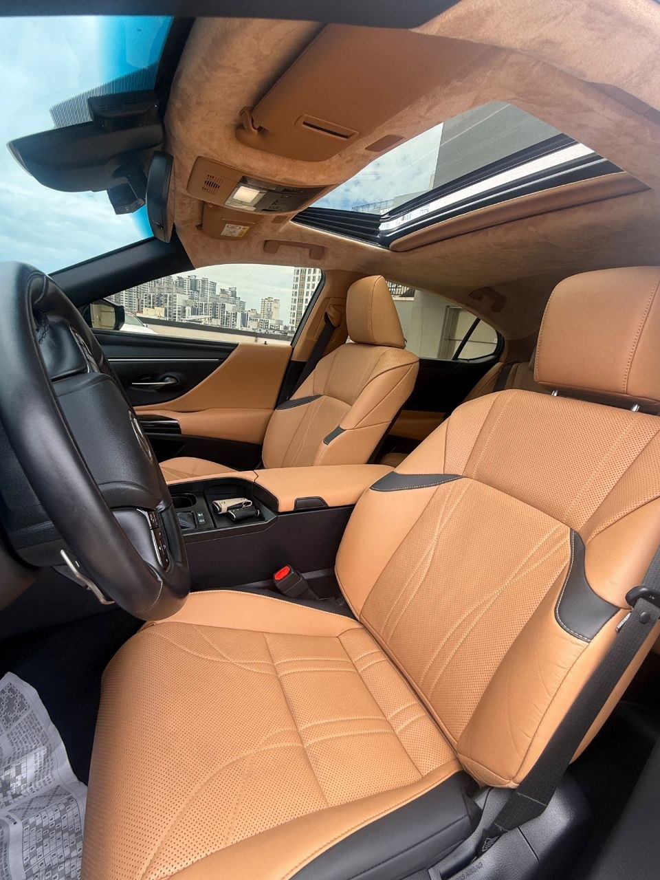 
								Lexus ES 300 — Luxury Plus full									