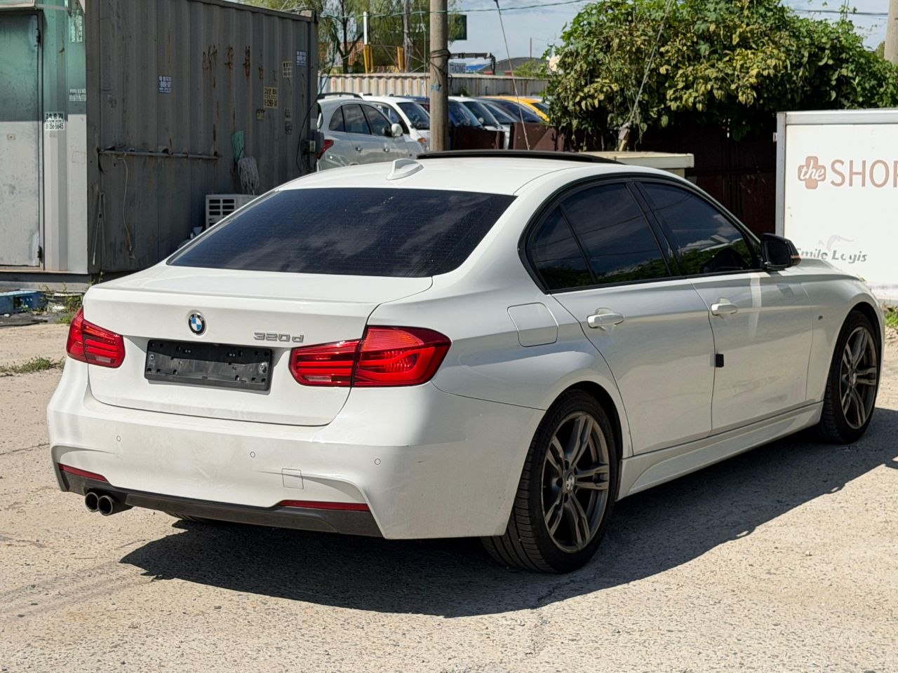 
								BMW F30 320d M Sport full									