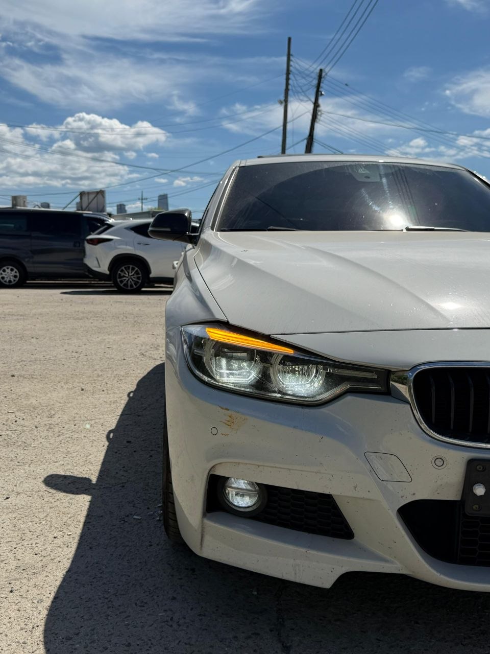 
								BMW F30 320d M Sport full									