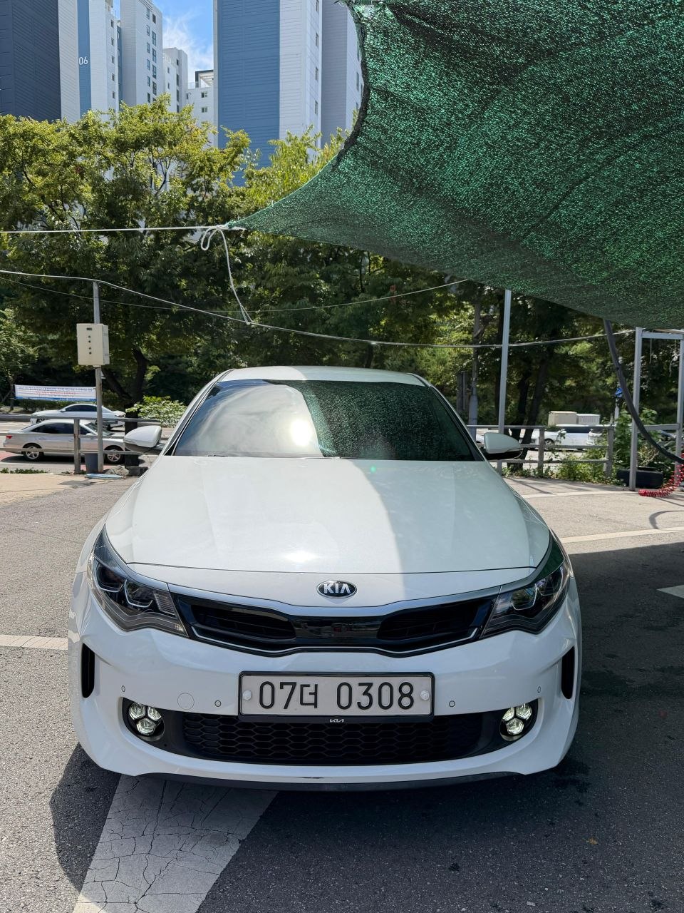 
								Kia K5 Hybrid full									