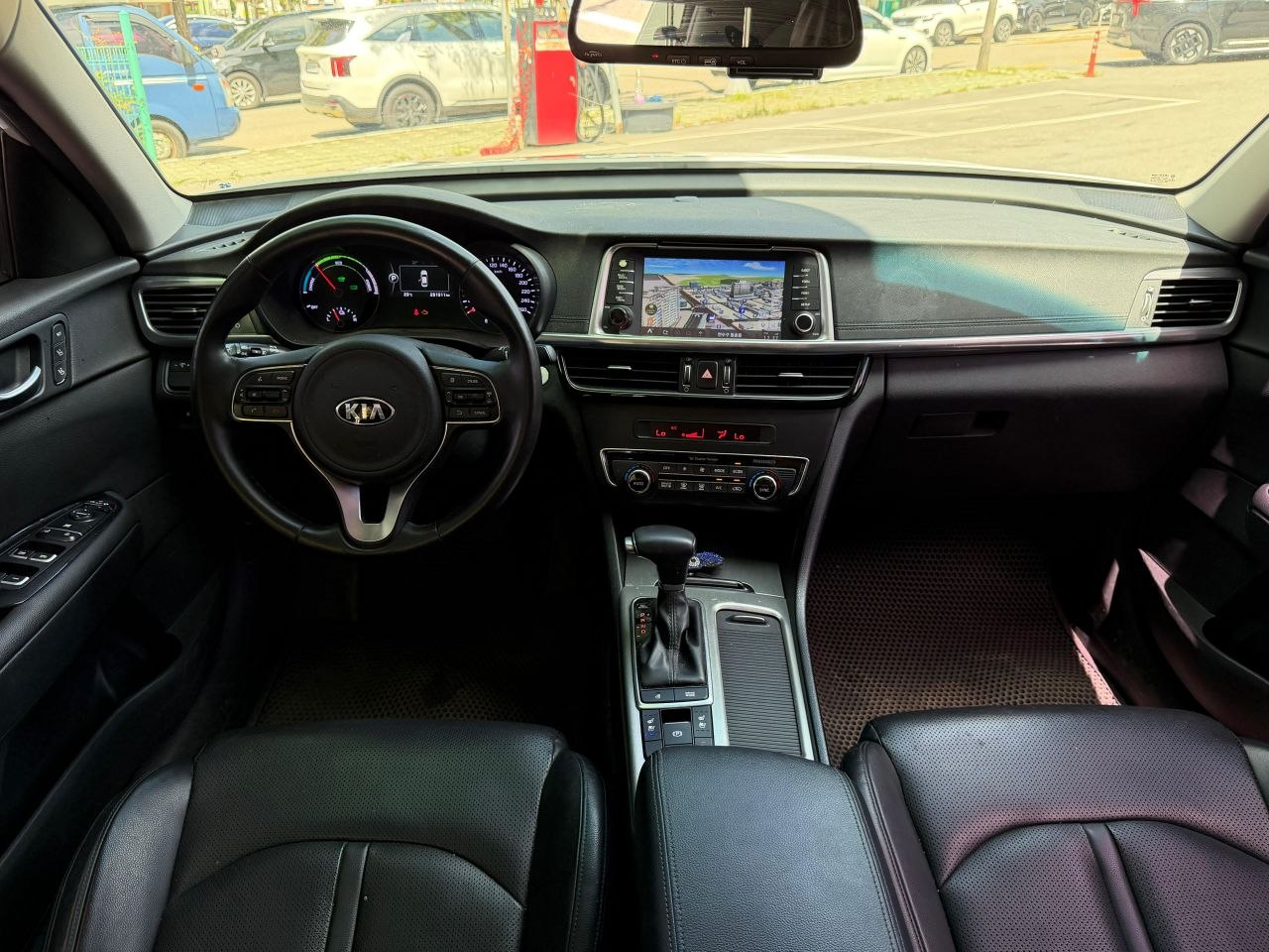 
								Kia K5 Hybrid full									