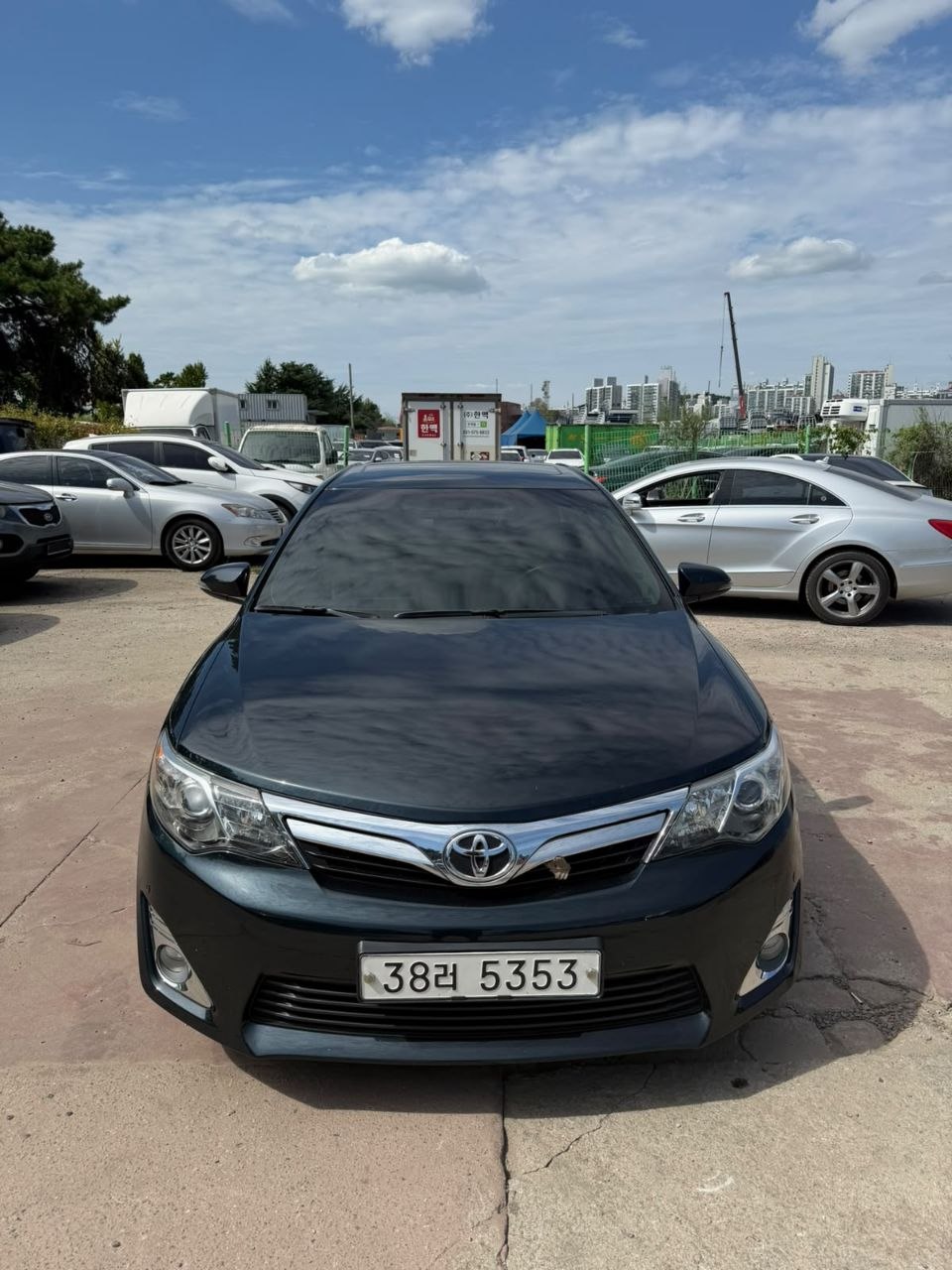 
								Toyota Camry full									