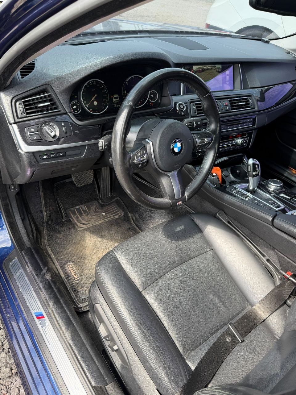 
								BMW F10 520d xDrive ( pro edition ) full									