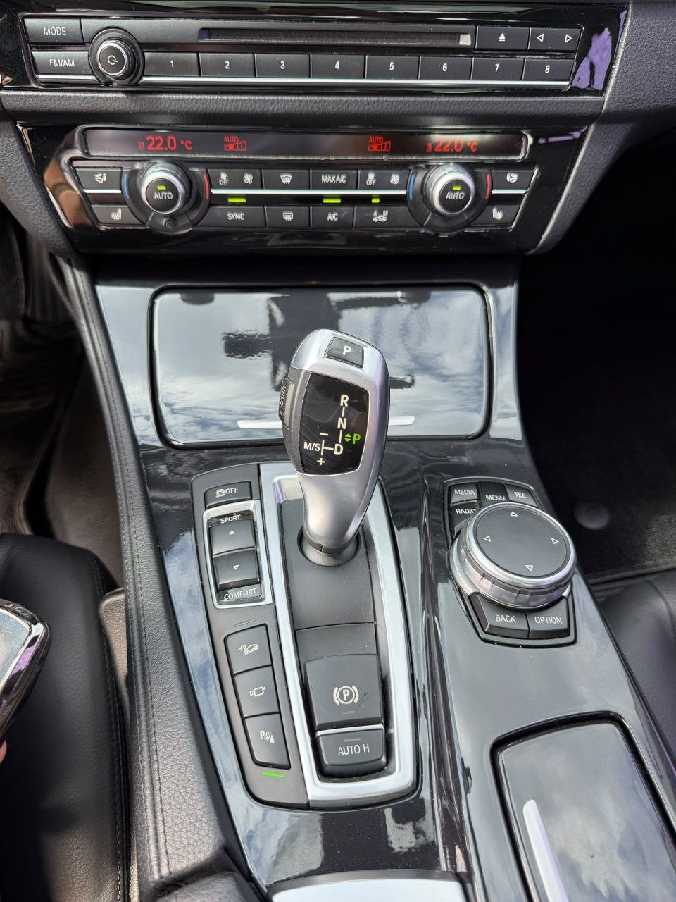 
								BMW F10 520d xDrive ( pro edition ) full									
