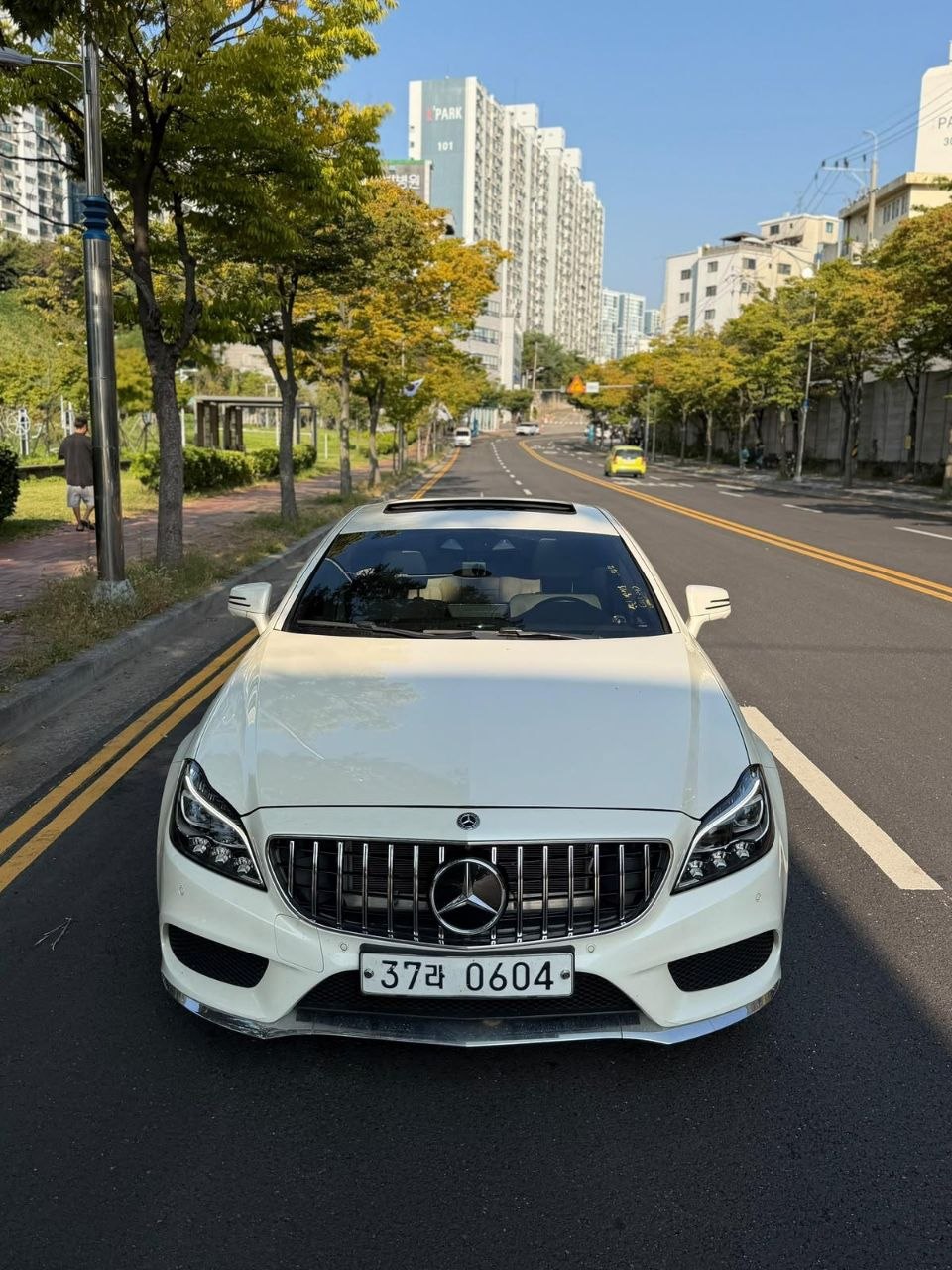 
								Mercedes-Benz CLS400 full									
