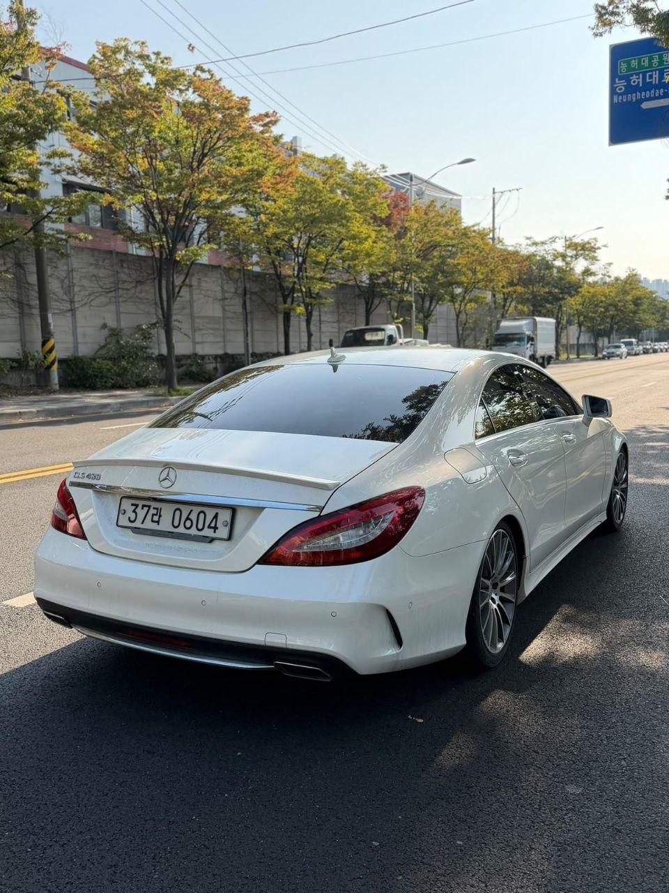 
								Mercedes-Benz CLS400 full									