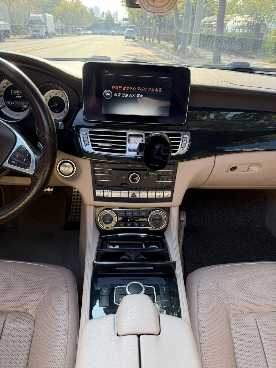 
								Mercedes-Benz CLS400 full									
