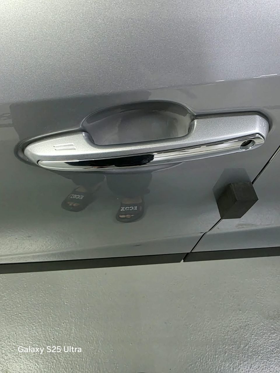
								Toyota RAV4 Limited full									