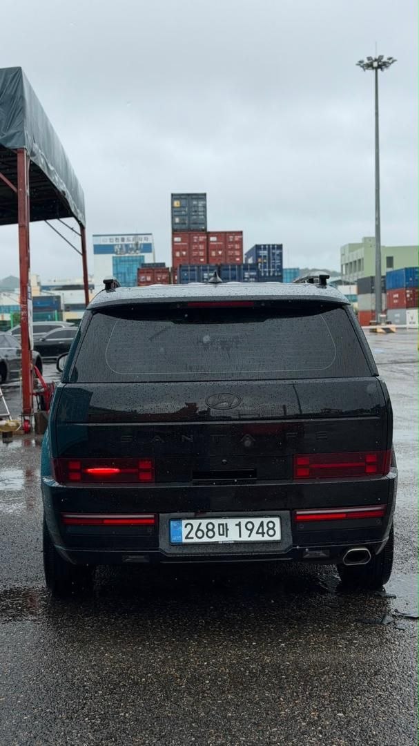 
								Hyundai Santa FE Calligraphy full									