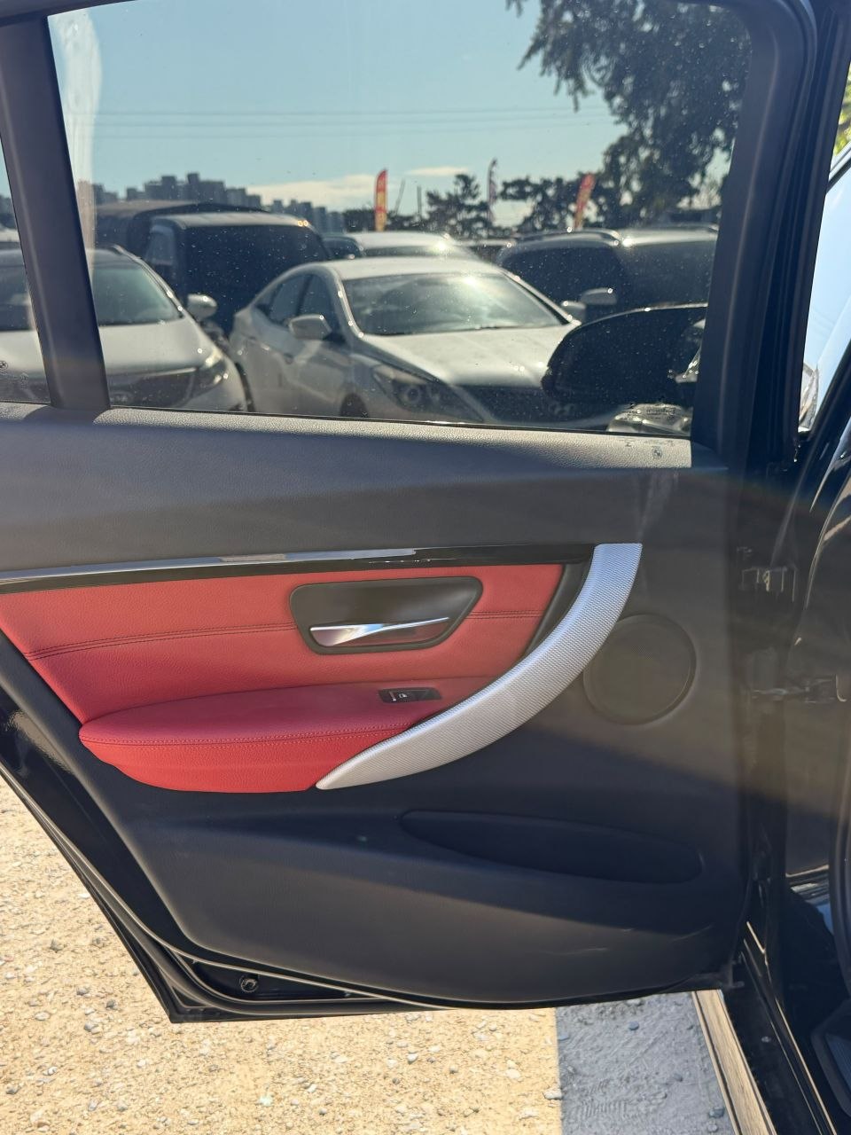 
								BMW F30 328i M Sport full									