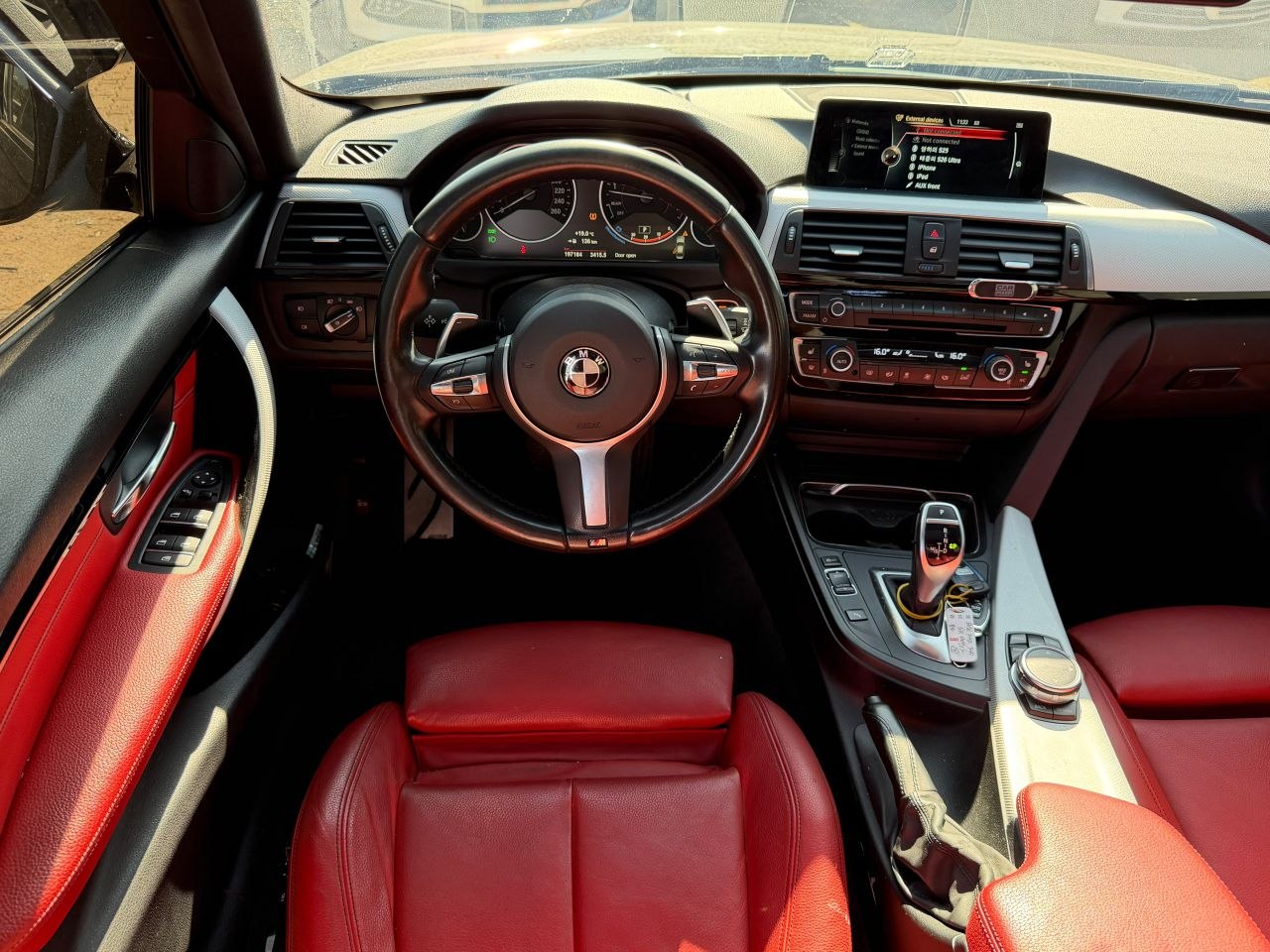 
								BMW F30 328i M Sport full									
