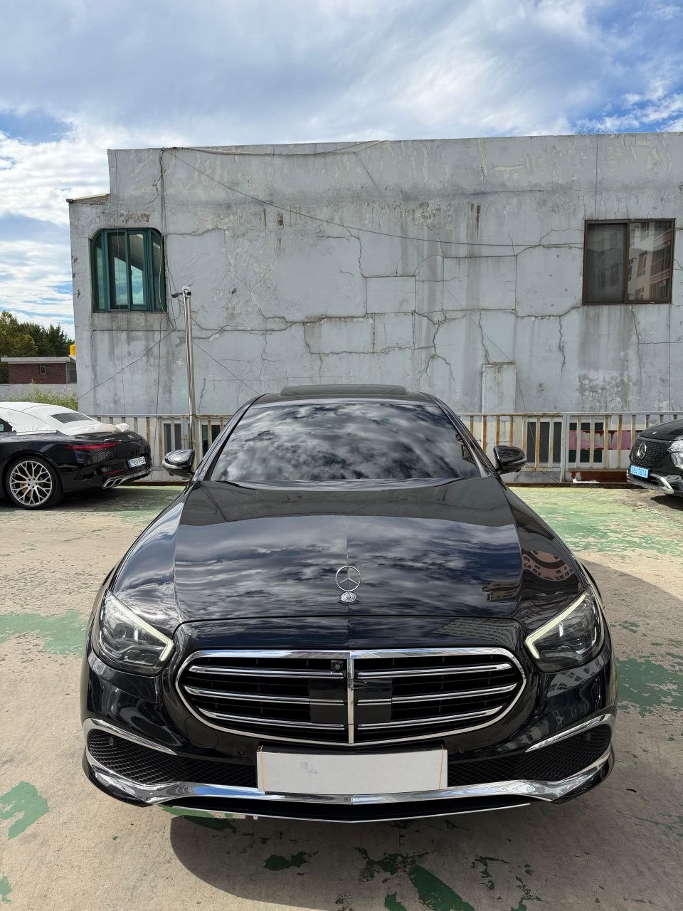 Mercedes-Benz E220d 4MATIC Exclusive — фото 1