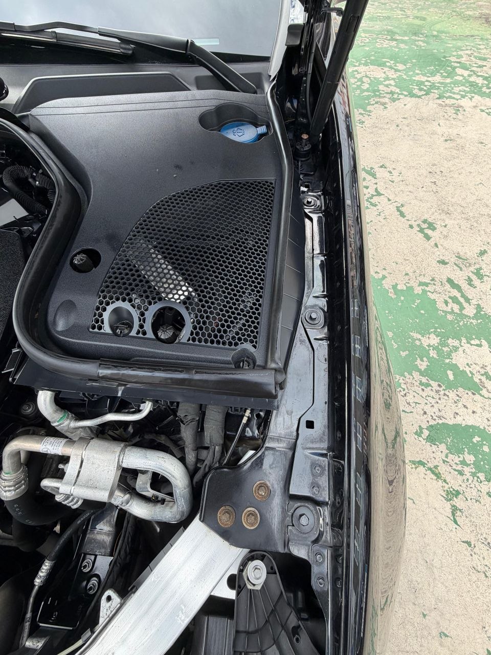 
								Mercedes-Benz E220d 4MATIC Exclusive full									