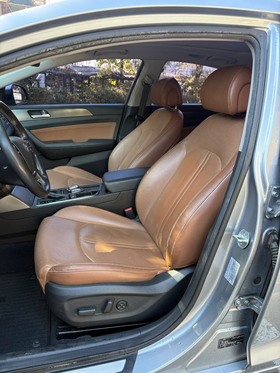 
								Hyundai Sonata LF full									