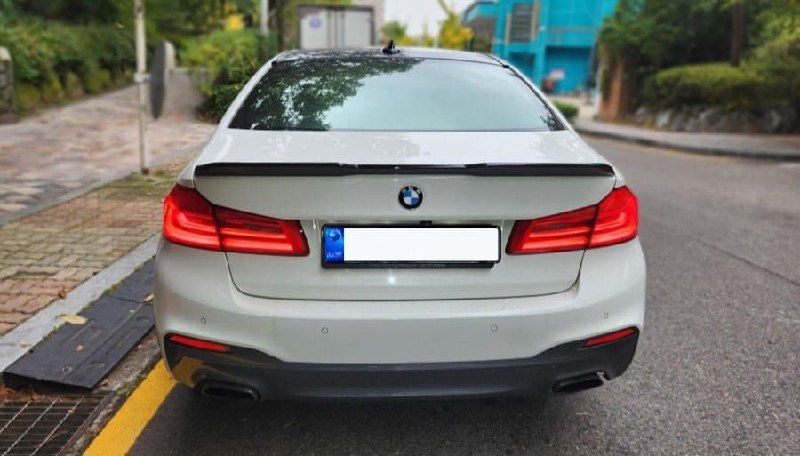 
								BMW 520d xDrive M Sport+ (G30) full									