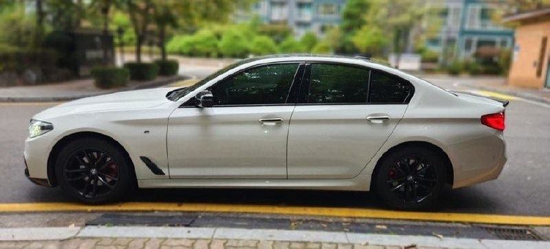 
								BMW 520d xDrive M Sport+ (G30) full									